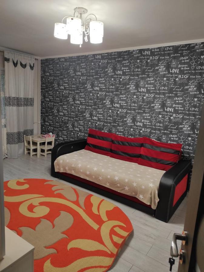 Private Room Near 3 Min Metrou Crangasi, 40 M2 Bucharest Exterior photo